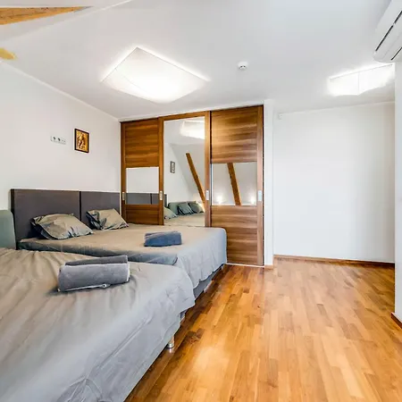 Skyresidence Amazing Old Town Luxury Gem With Sauna Appartamento Reval