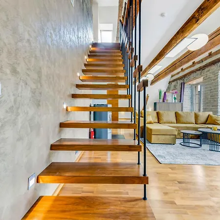 Skyresidence Amazing Old Town Luxury Gem With Sauna